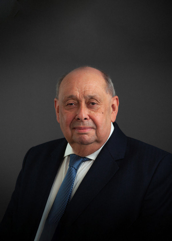 type="image" alt="Tony Pattison"