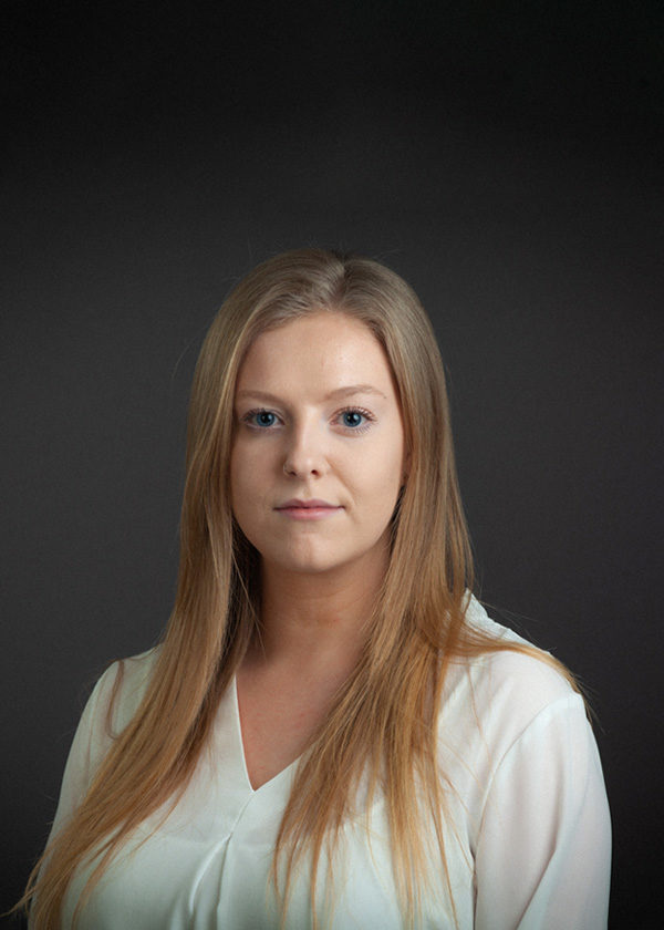 type="image" alt="Lily Kinsella"